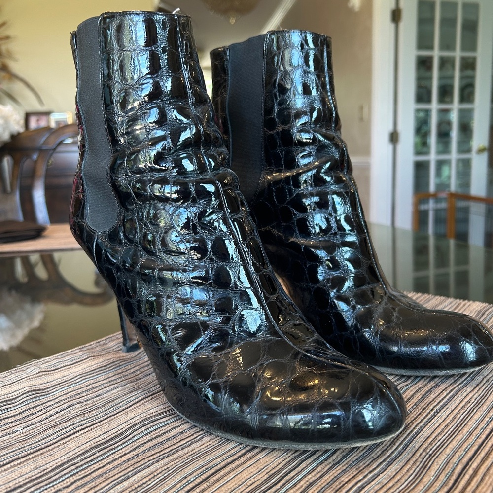Kate Spade “Katrin” Croc Embossed Patent Leather Boots with Stilettos in Size 10 - Picture 3 of 6